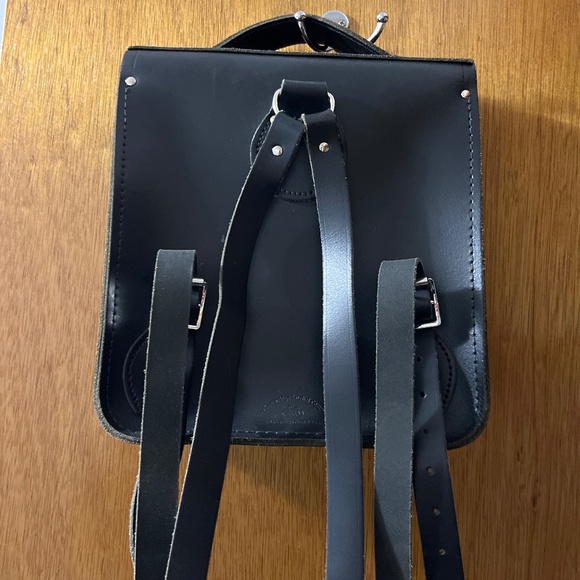 Cambridge satchel backpack main image 6